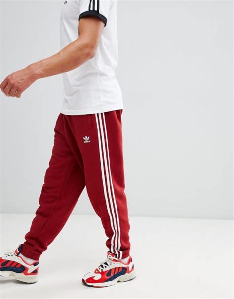 rote adidas originals jogginghose männer|rote Hosen für Herren .